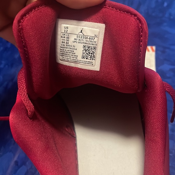 Jordan 1 lows - Picture 6 of 7